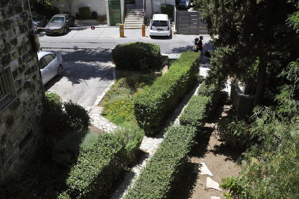 Colony Suites- Hananya St. Jerusalem Exterior photo